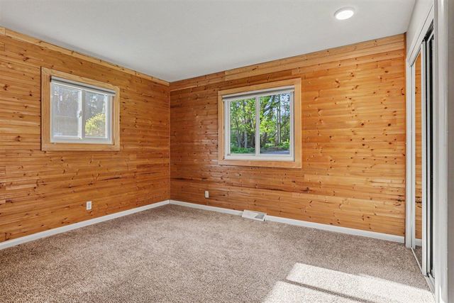 13615 Sunset Shores Drive, Cedar Springs, MI 49319