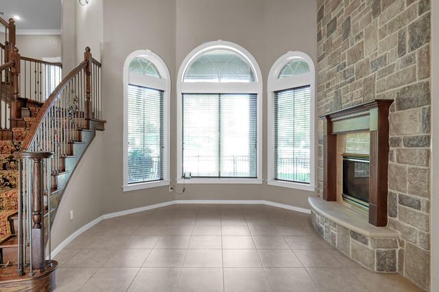 79 Melrose Drive, Montgomery, TX 77356