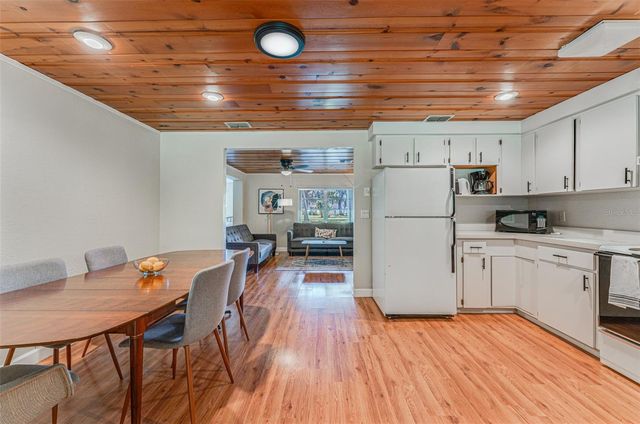 8585 W MISS MAGGIE DRIVE, Homosassa, FL 34448