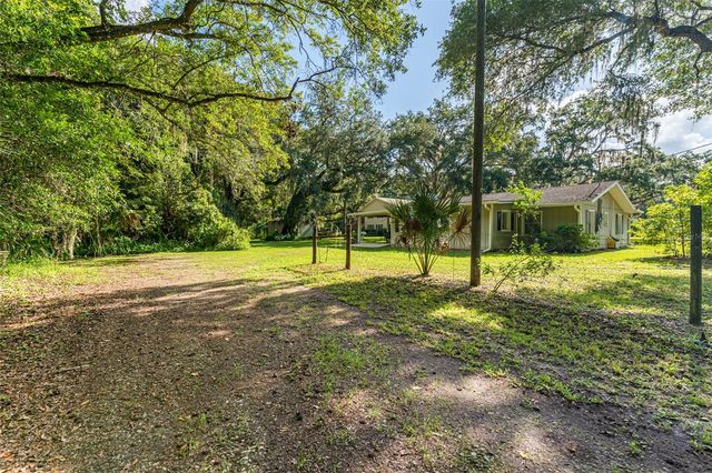 8585 W MISS MAGGIE DRIVE, Homosassa, FL 34448