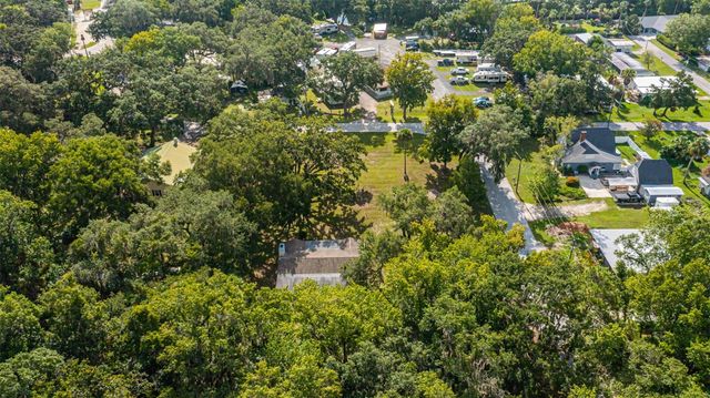 8585 W MISS MAGGIE DRIVE, Homosassa, FL 34448