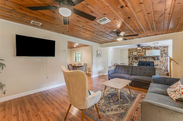 8585 W MISS MAGGIE DRIVE, Homosassa, FL 34448