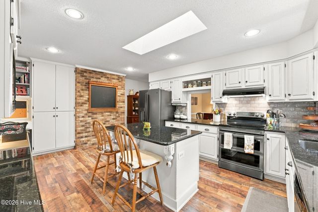 8 N Shamrock Drive, Jackson Springs, NC 27281