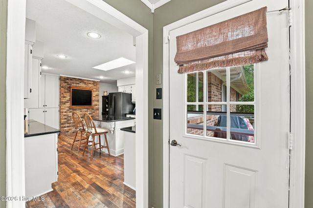 8 N Shamrock Drive, Jackson Springs, NC 27281