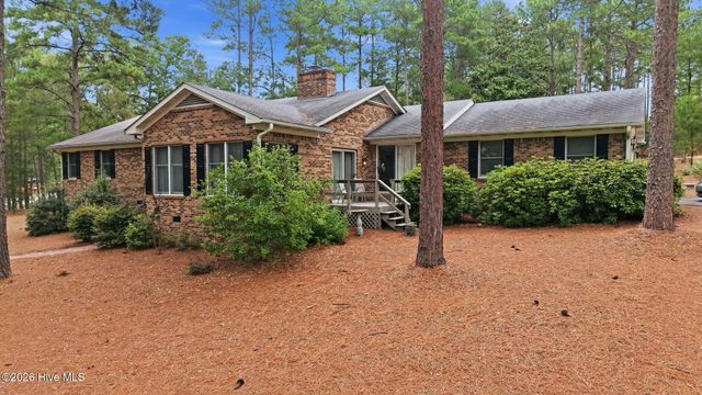 8 N Shamrock Drive, Jackson Springs, NC 27281