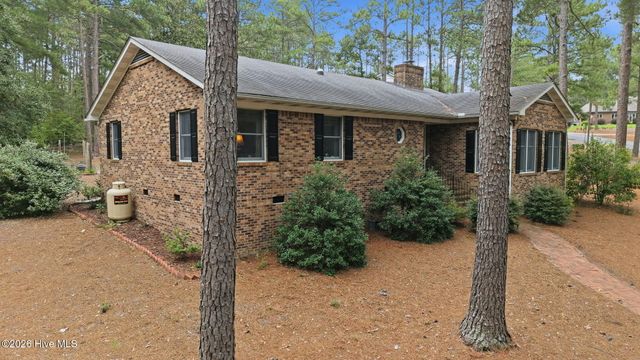 8 N Shamrock Drive, Jackson Springs, NC 27281