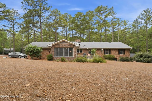 8 N Shamrock Drive, Jackson Springs, NC 27281