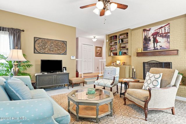 8 N Shamrock Drive, Jackson Springs, NC 27281