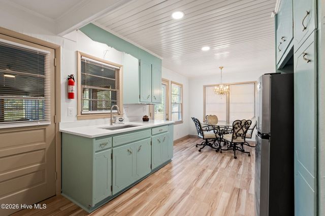 5685 Watts Road SW, Ocean Isle Beach, NC 28469