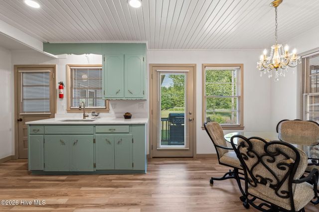 5685 Watts Road SW, Ocean Isle Beach, NC 28469