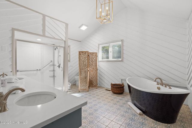 5685 Watts Road SW, Ocean Isle Beach, NC 28469