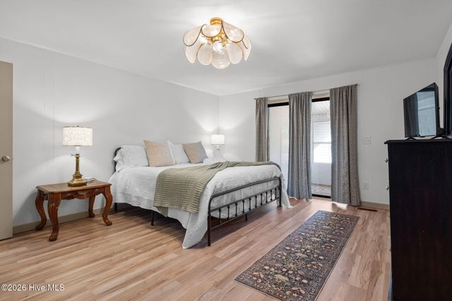 5685 Watts Road SW, Ocean Isle Beach, NC 28469