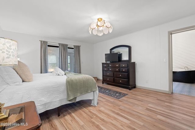 5685 Watts Road SW, Ocean Isle Beach, NC 28469