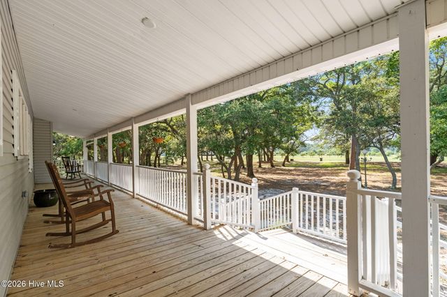 5685 Watts Road SW, Ocean Isle Beach, NC 28469