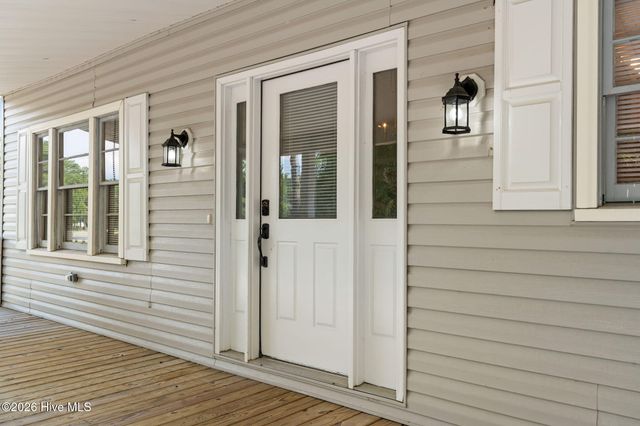 5685 Watts Road SW, Ocean Isle Beach, NC 28469