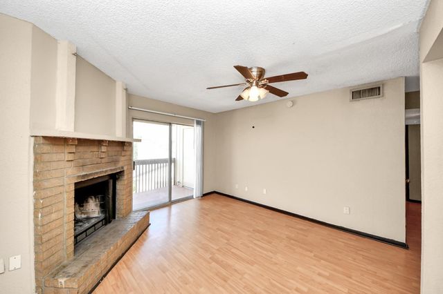 1500 Bay Area Boulevard 295, Houston, TX 77058