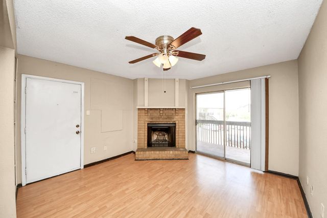 1500 Bay Area Boulevard 295, Houston, TX 77058