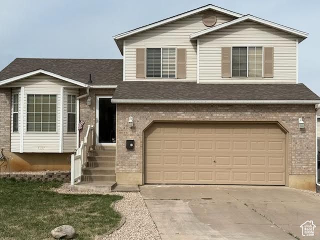 4327 S WESTLAKE, Roy, UT 84067