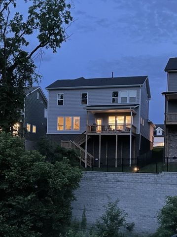 1086 Callaway Dr, Lebanon, TN 37087