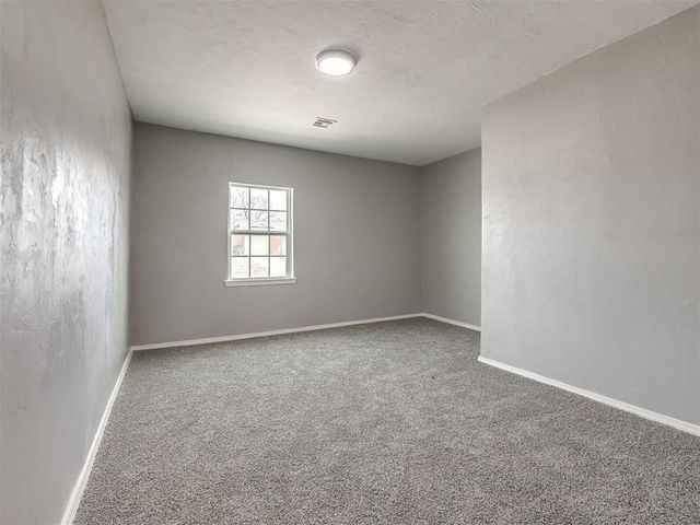 1001 Shalimar Drive, Del City, OK 73115