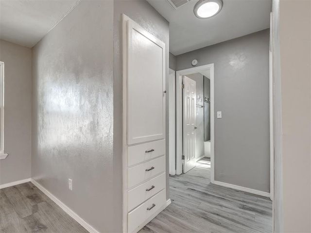 1001 Shalimar Drive, Del City, OK 73115