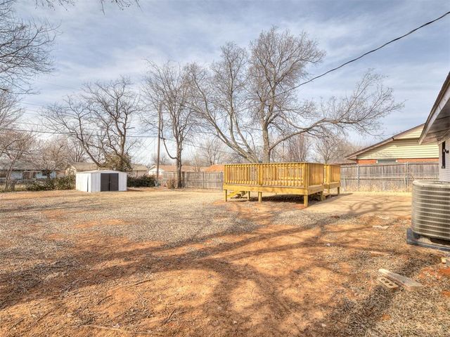 1001 Shalimar Drive, Del City, OK 73115