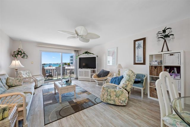 285 107TH AVENUE 306, Treasure Island, FL 33706