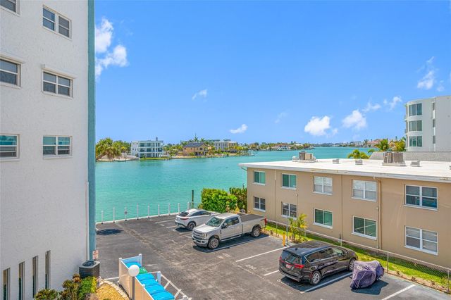 285 107TH AVENUE 306, Treasure Island, FL 33706