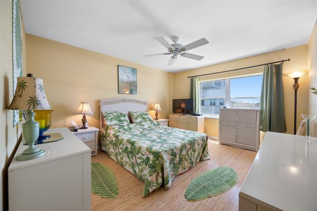 285 107TH AVENUE 306, Treasure Island, FL 33706