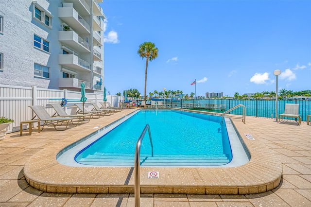 285 107TH AVENUE 306, Treasure Island, FL 33706