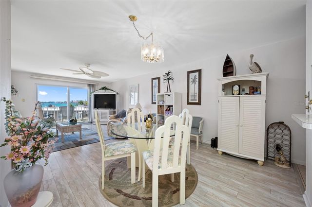 285 107TH AVENUE 306, Treasure Island, FL 33706