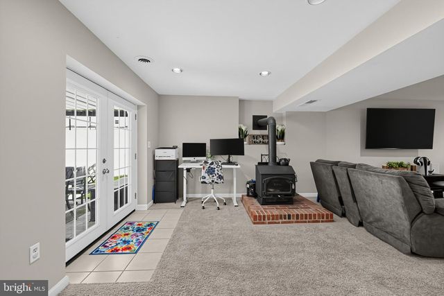 530 SAINT MARTINS LN, Severna Park, MD 21146