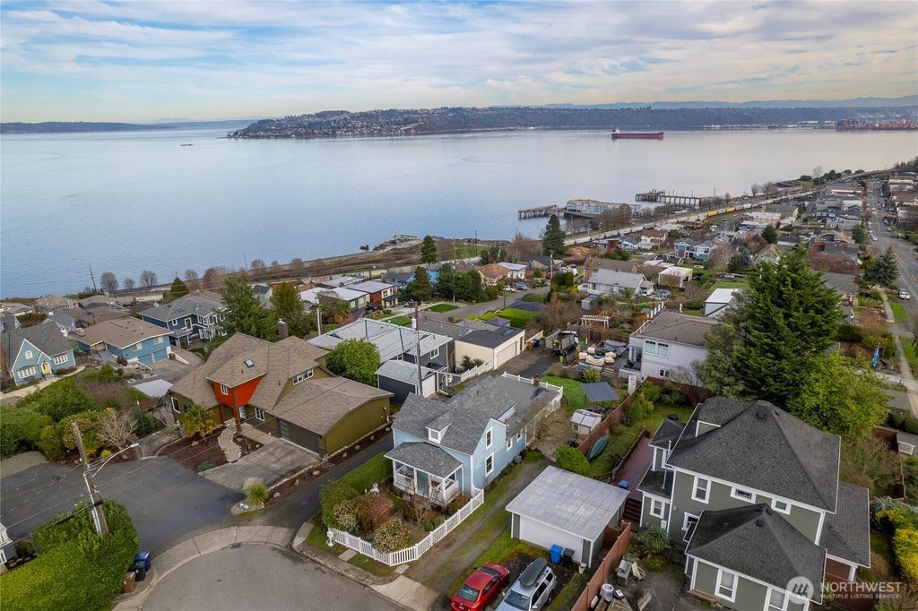 3009 N Junett Street, Tacoma, WA 98407