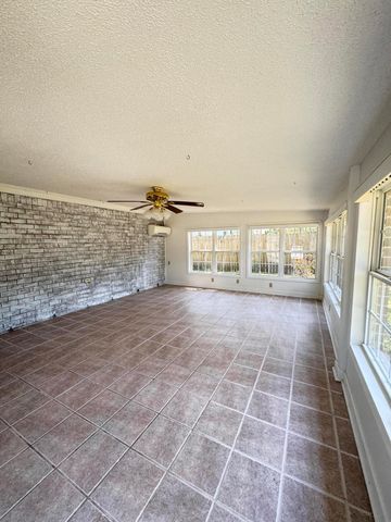 104 Overhill Road, Walterboro, SC 29488
