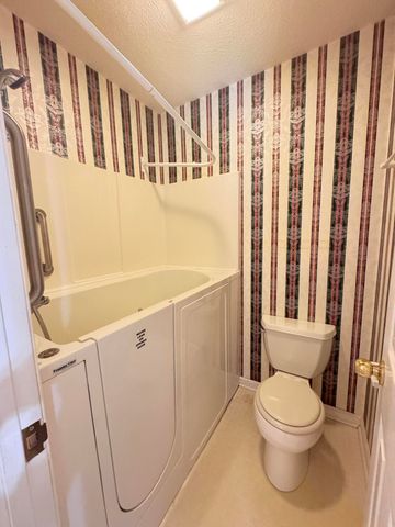 104 Overhill Road, Walterboro, SC 29488