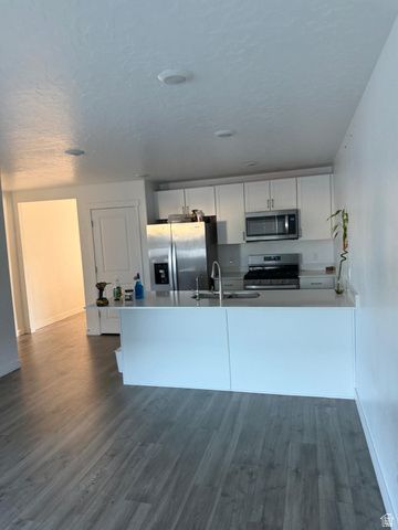 3869 S BOWIE DR, Magna, UT 84044