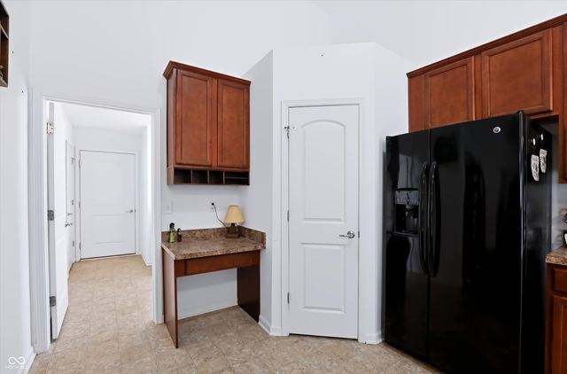 5678 Augusta Woods Drive, Plainfield, IN 46168