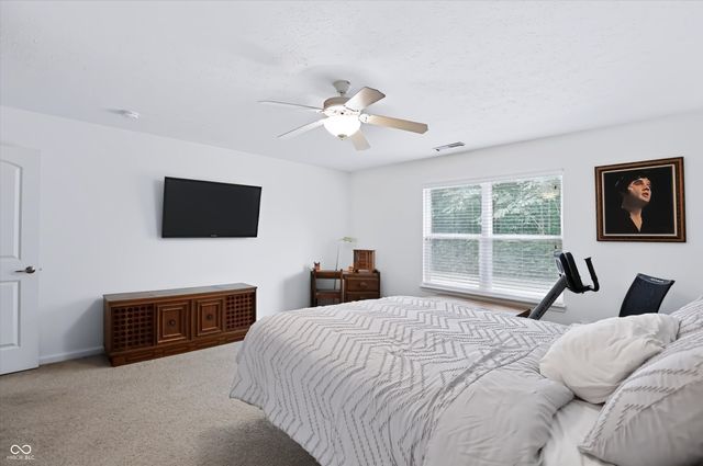 5678 Augusta Woods Drive, Plainfield, IN 46168