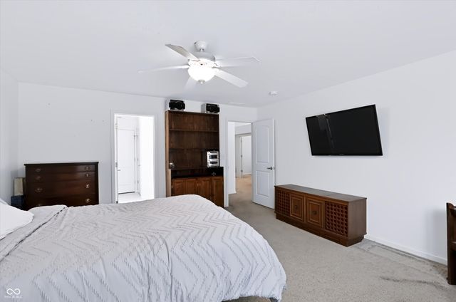 5678 Augusta Woods Drive, Plainfield, IN 46168