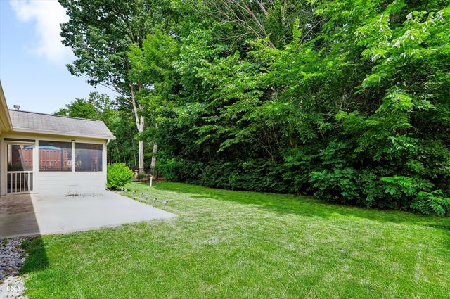 5678 Augusta Woods Drive, Plainfield, IN 46168