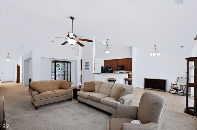 5678 Augusta Woods Drive, Plainfield, IN 46168
