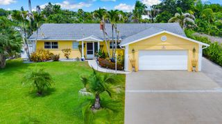 622 SW Pine Tree Lane, Palm City, FL 34990