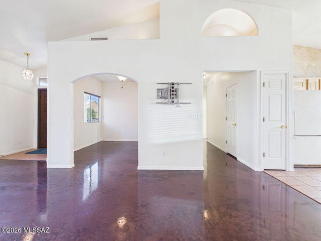 8844 E Marci Lynne Way, Tucson, AZ 85747