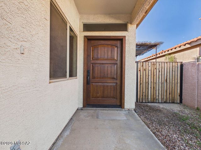 8844 E Marci Lynne Way, Tucson, AZ 85747