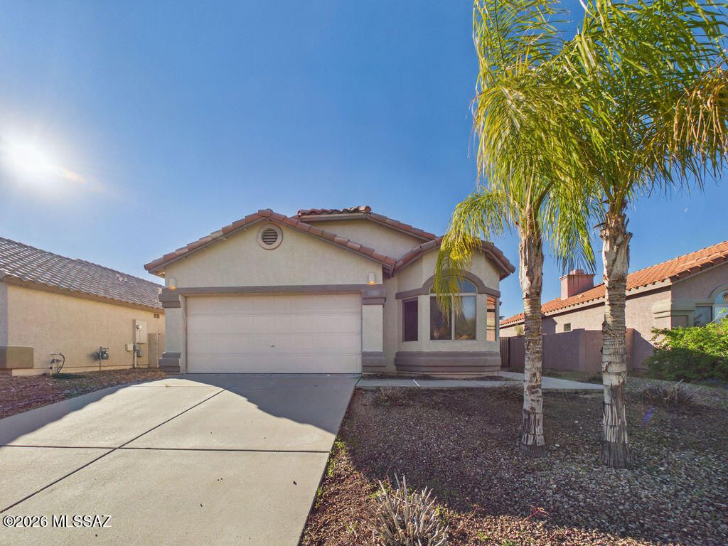 8844 E Marci Lynne Way, Tucson, AZ 85747