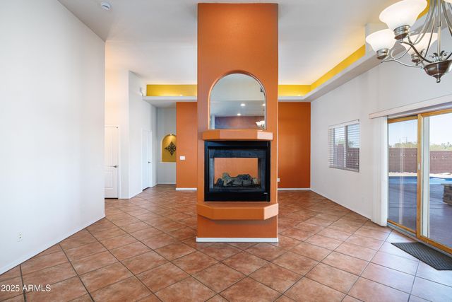 5465 E PIONEER Lane, Hereford, AZ 85615