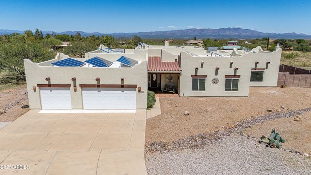 5465 E PIONEER Lane, Hereford, AZ 85615