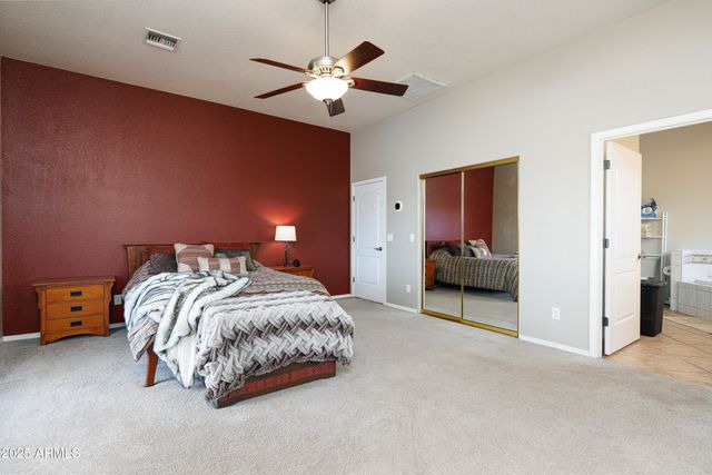 5465 E PIONEER Lane, Hereford, AZ 85615