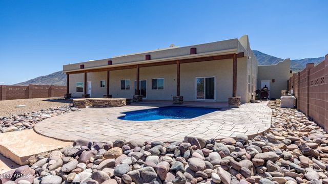 5465 E PIONEER Lane, Hereford, AZ 85615
