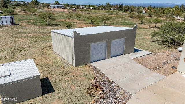 5465 E PIONEER Lane, Hereford, AZ 85615